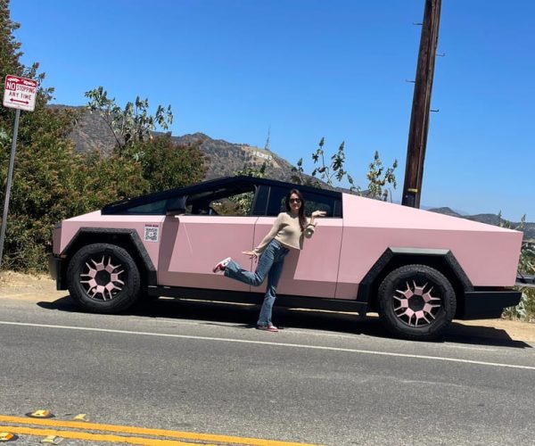 Los Angeles: 30-Minute Hollywood Sign Tesla Cyber Truck Tour – Los Angeles, California