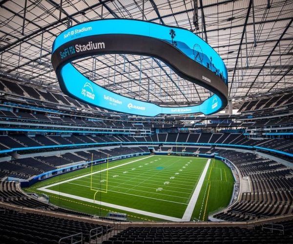 Los Angeles: SoFi Stadium Immersive Behind-the-Scenes Tour – Los Angeles, California