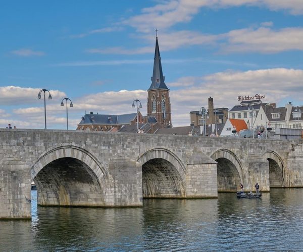 Maastricht: Day trip from Amsterdam with 3 country point – Limburg Province, Netherlands