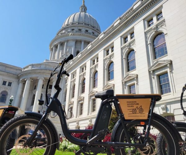 Madison Wisconsin: Guided Downtown eBike Tour – Madison, Wisconsin