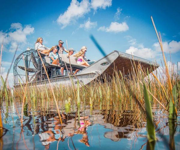 Miami: Everglades National Park Airboat Tour & Wildlife Show – Everglades City, Florida