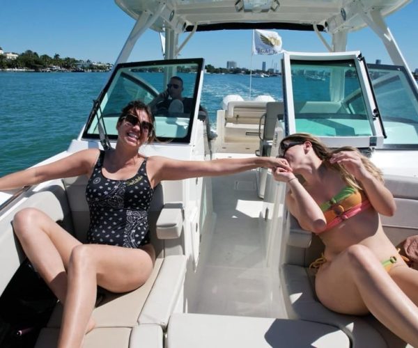 Miami: Private Star island, Miami Skyline & Miami River Tour – Miami, Florida