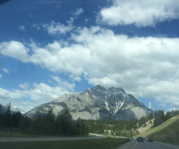 Minivan Airport Shuttle: Banff <---> Calgary – Calgary, Canada