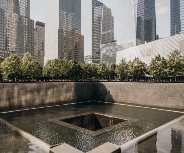 Museum and Memorial 9/11 + District and 9/11 walking tour – New York City, New York