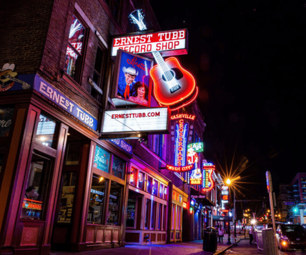 Nashville: Ghosts, Boos and Booze Haunted Pub Crawl – Nashville, Tennessee