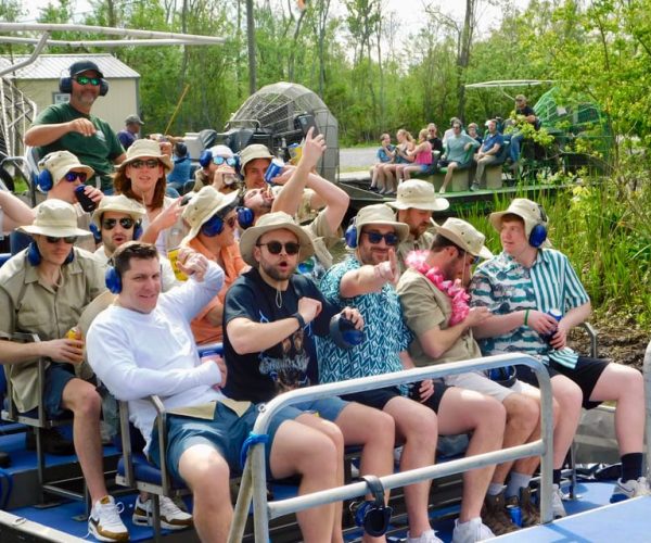 New Orleans: 16 Passenger Airboat Swamp Tour – Louisiana, United States