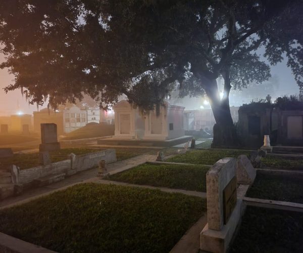 New Orleans: Cemetery Bus Tour At Dark with Exclusive Access – Louisiana, United States