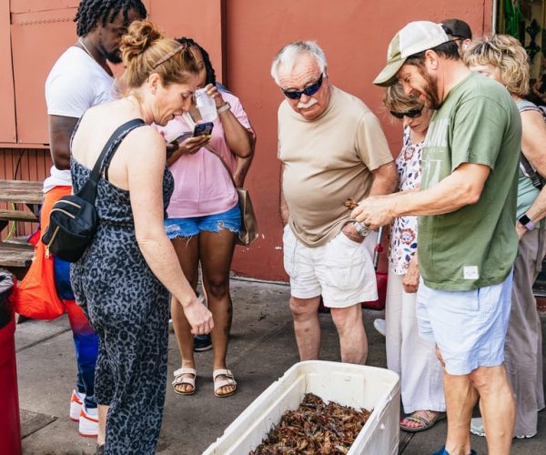 New Orleans: Garden District Food, Drinks & History Tour – Louisiana, United States