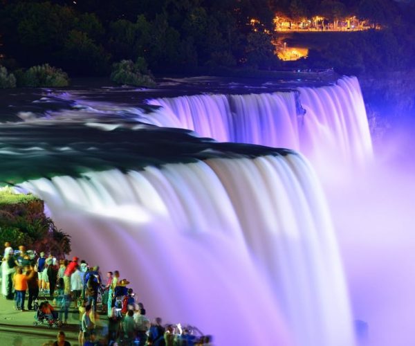 Niagara Falls, USA: Day & Night Small Group Tour with Dinner – Niagara Falls, New York