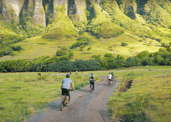 Oahu: Kualoa Electric Bike Tour – Kaneohe, Hawaii