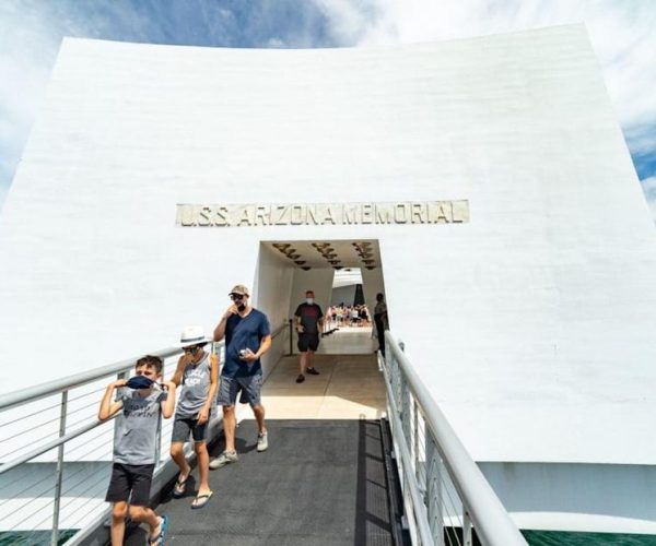 Oahu: Pearl Harbor Battleships Group Tour – Pearl Harbor, Hawaii