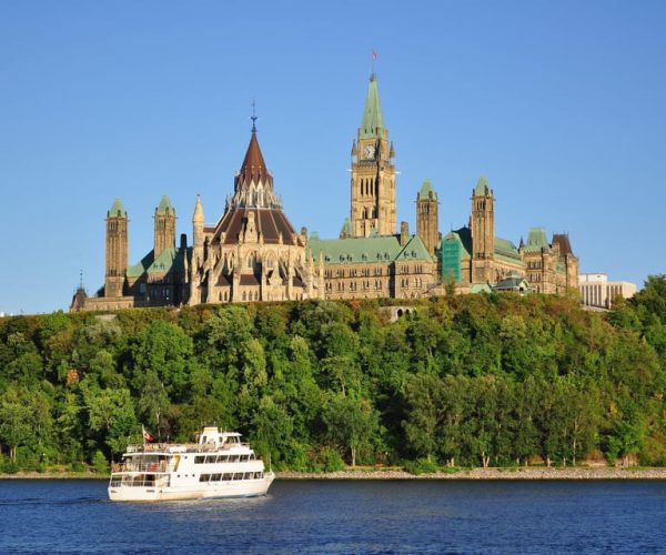 Ottawa: Best of Ottawa Small-Group Tour with Canal Cruise – Ontario, Canada