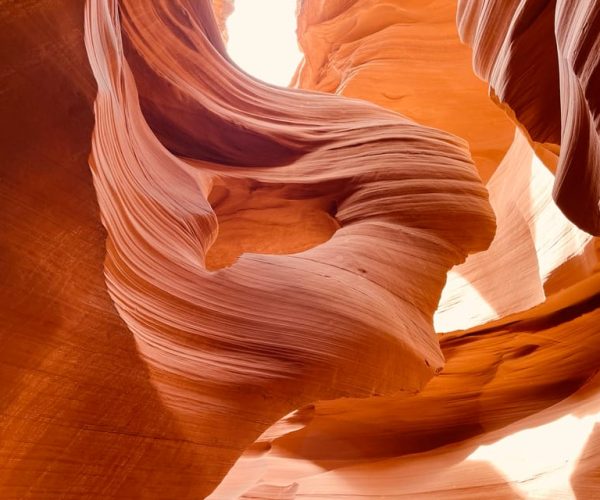 Page: Lower Antelope Canyon Tour with Trained Navajo Guide – Lower Antelope Canyon, Arizona