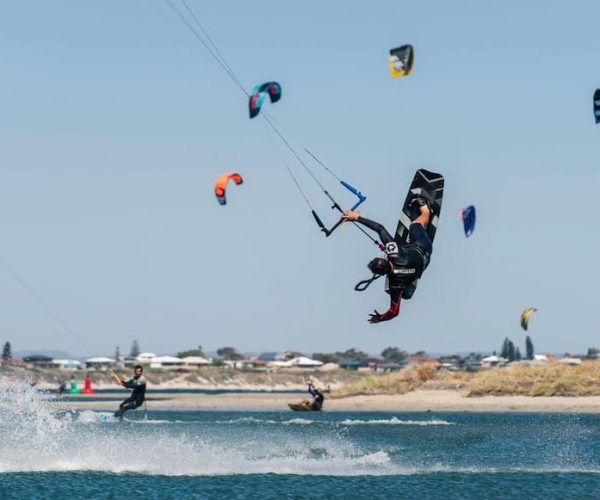 Perth: Intermediate Private Kiteboarding Lesson – Western Australia, Australia