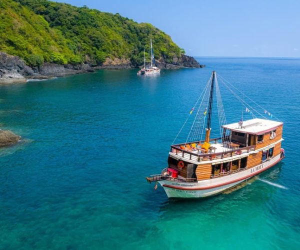 Phuket: Day Trip Cruise with Lunch by Traditional boat – Phuket, Thailand