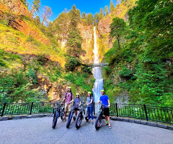 Portland: Scenic Self-Guided E-Bike Tour at Multnomah Falls – Sandy, Oregon