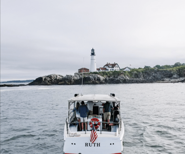 Portland: Sunset Casco Bay Lighthouse Cruise – Portland, Maine