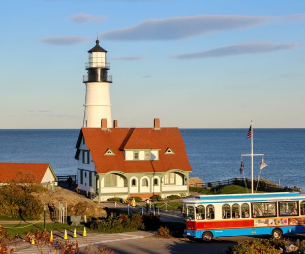 Portland: Trolley City Tour with Portland Head Light Stop – Casco Bay, Maine