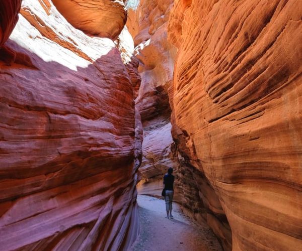 Red Canyon (Peek-a-Boo Canyon): Off-Road Jeep Tour & Hike – Grand Staircase-Escalante National Monument, Utah