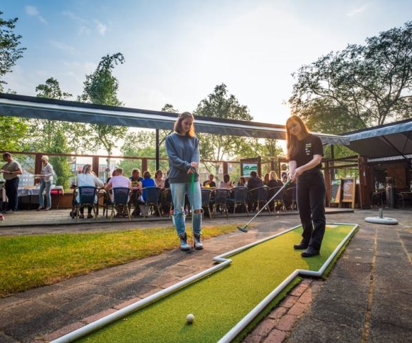 Rotterdam: 18-Hole Mini-Golf Game – South Holland, Netherlands