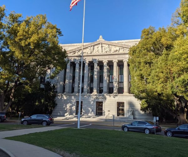 Sacramento: Capitol Park Scavenger Hunt Walking Tour – Sacramento, California