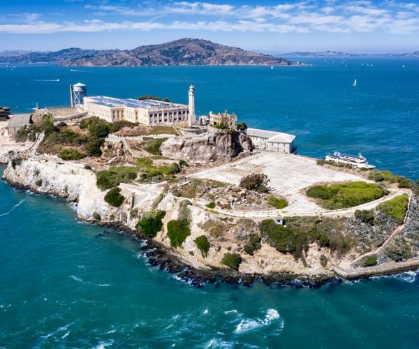 San Francisco: Alcatraz Ticket with 2-Day Hop-On Hop-Off Bus – San Francisco, California