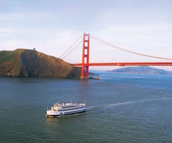 San Francisco: Christmas Day Buffet Brunch or Dinner Cruise – San Francisco, California