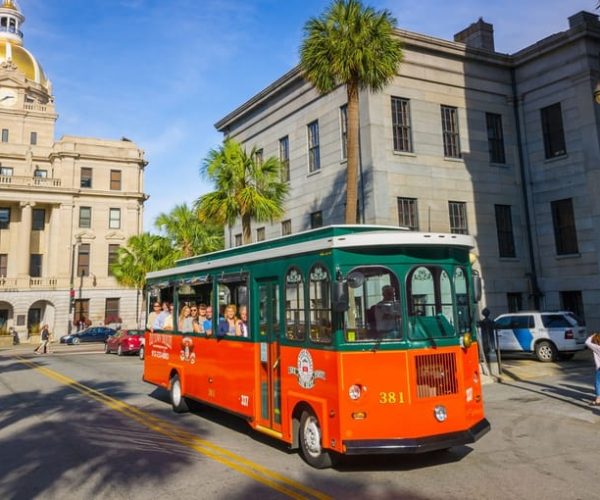 Savannah: Old Town Hop-On Hop-Off Trolley Tour – Savannah, Georgia