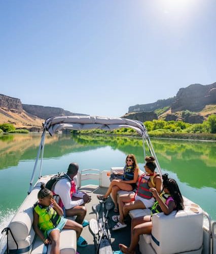 Scenic Boat Tour of the Snake River – Twin Falls, Idaho