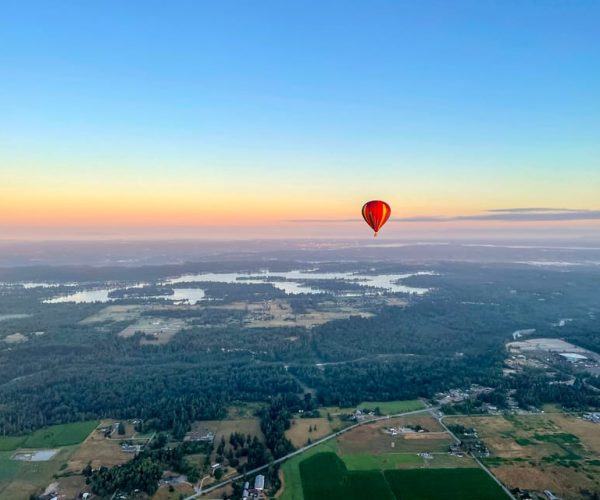 Seattle: Mt. Rainier Sunrise Hot Air Balloon Ride – Mount Rainier National Park, Washington