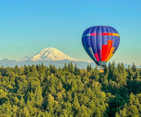 Seattle: Mt. Rainier Sunset Hot Air Balloon Ride – Mount Rainier National Park, Washington