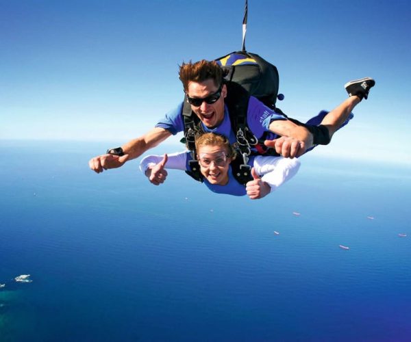 Sydney, Wollongong: 15,000-Foot Tandem Beach Skydive – New South Wales, Australia