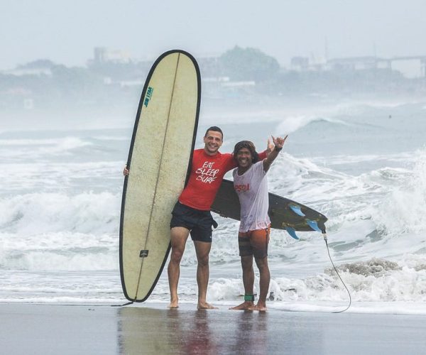 The best Surf Lesson with Curly in Canggu – Pantai Batu Bolong, Indonesia