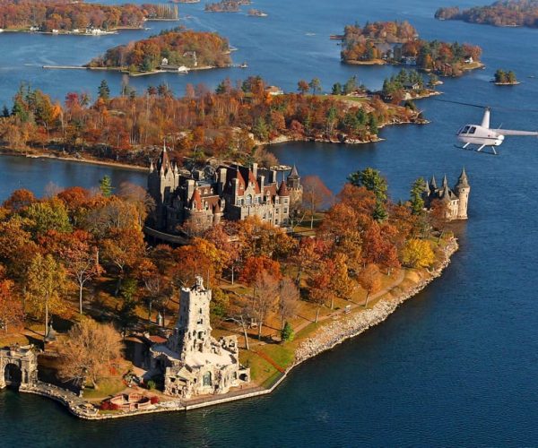 Thousand Islands: Helicopter Tour with Cider Mill and Lunch – Boldt Yacht House, New York