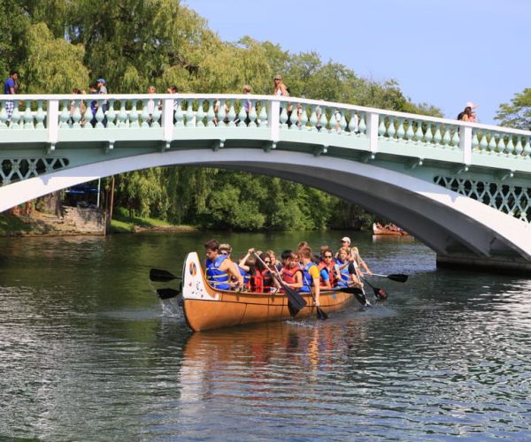 Toronto: Fall Foliage Canoe Tour of the Toronto Islands – Toronto, Canada