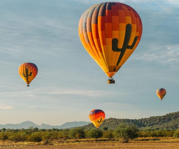 Tucson: Hot Air Balloon Ride with Champagne and Breakfast – Tucson, Arizona