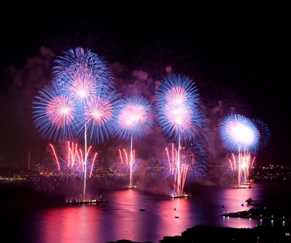 Ultimate NYC 4th of July Fireworks Cruise – New York City, New York