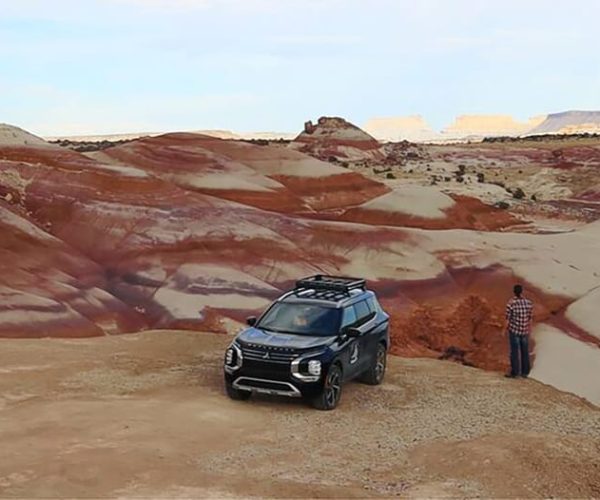 Utah: Bentonite Hills 3-Hour Off-Road Tour – Cathedral Valley, Utah