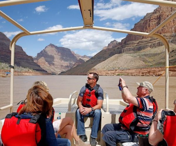 Vegas: Grand Canyon Airplane, Helicopter and Boat Tour – Grand Canyon West Rim, Arizona