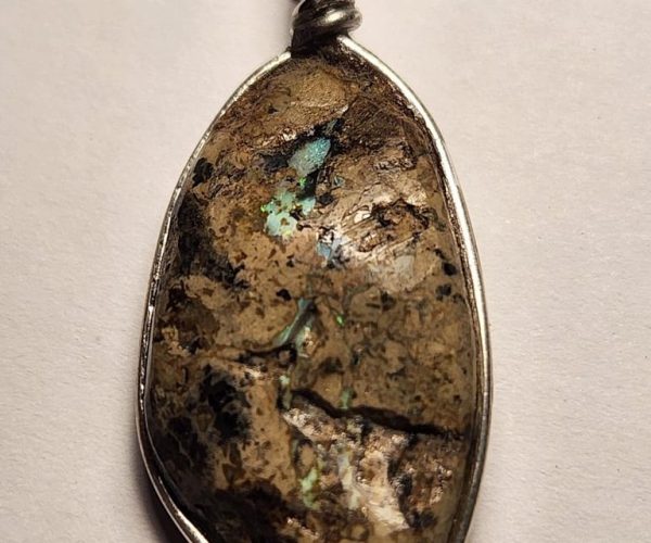 Vernon BC: Dig Your Own Opals – British Columbia, Canada