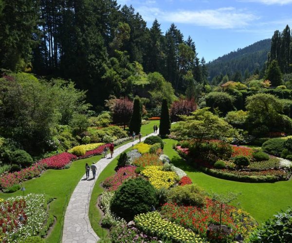 Victoria: City Highlights and Butchart Gardens Tour – British Columbia, Canada