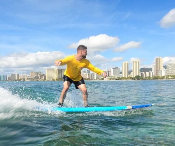 Waikiki Beach: Surf Lessons – Honolulu, Hawaii