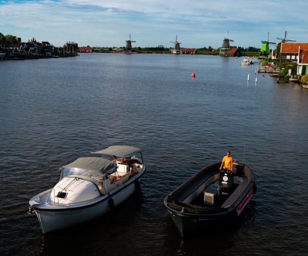 Zaanse Schans Windmills: Private Cruise with Food and Drinks – Zaandam, Netherlands