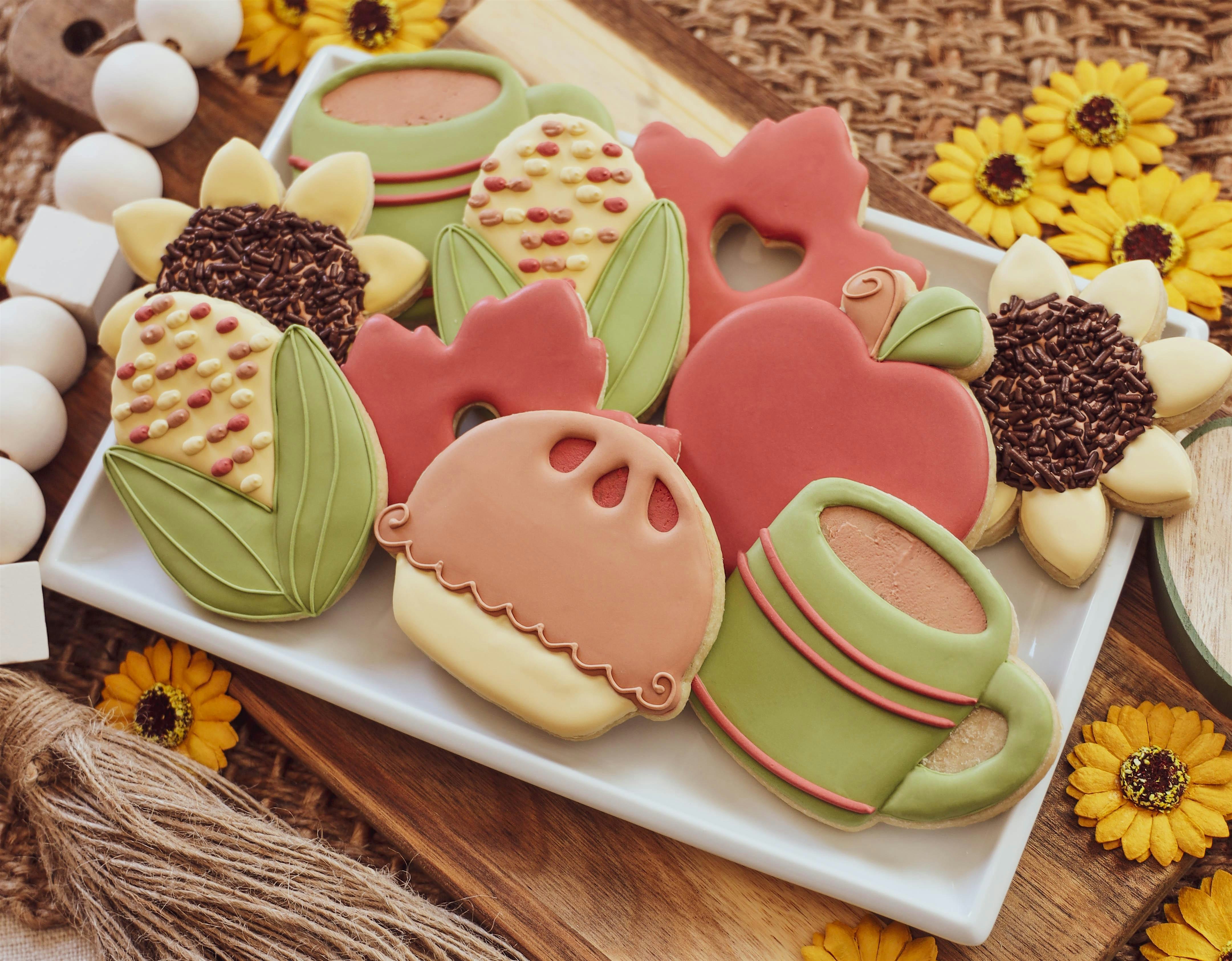 Fall Vibes Sugar Cookie Decorating Class – Sugar Land, TX