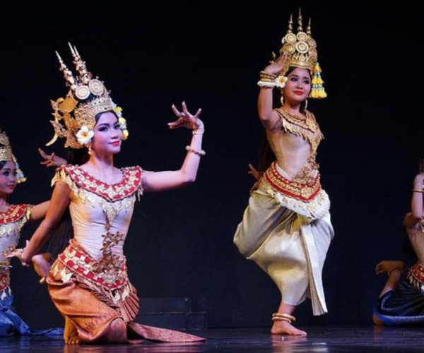 Apsara Show and Dinner with Free Shared Round Trip Transfer – Siem Reap Province, Cambodia