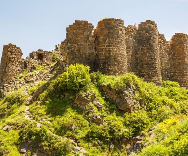 Armenia: Private Tour to Amberd, Hovhannavank & Saghmosavank – Ohanavan, Armenia