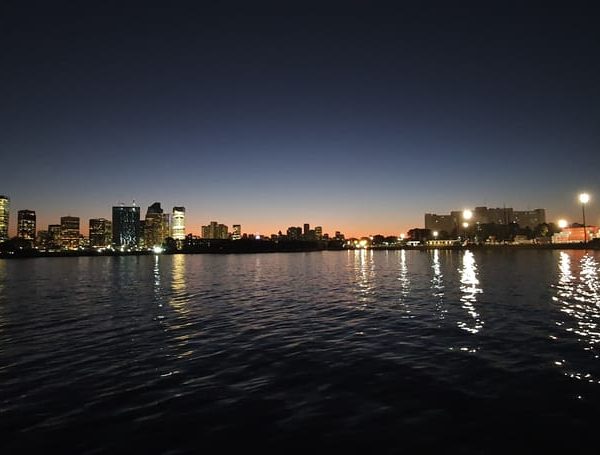 Buenos Aires:Small Group Tour AM & Sunset Open Bar Cruise PM – Buenos Aires, Argentina