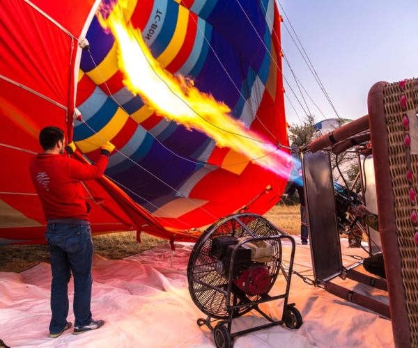 Cappadocia: Sunrise Balloon Flight with Hotel Pickup – Central Anatolia, Turkey