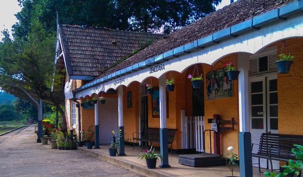 Demodara Railway Station to Ella Hotel TukTuk Transfer – Ella, Sri Lanka, Sri Lanka