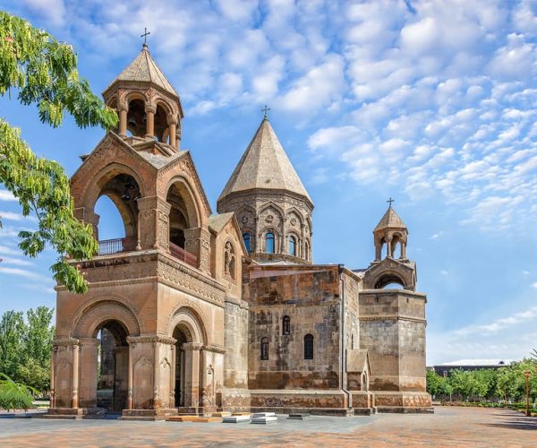 Discover Echmiadzin and Zvartnots – Ararat, Armenia